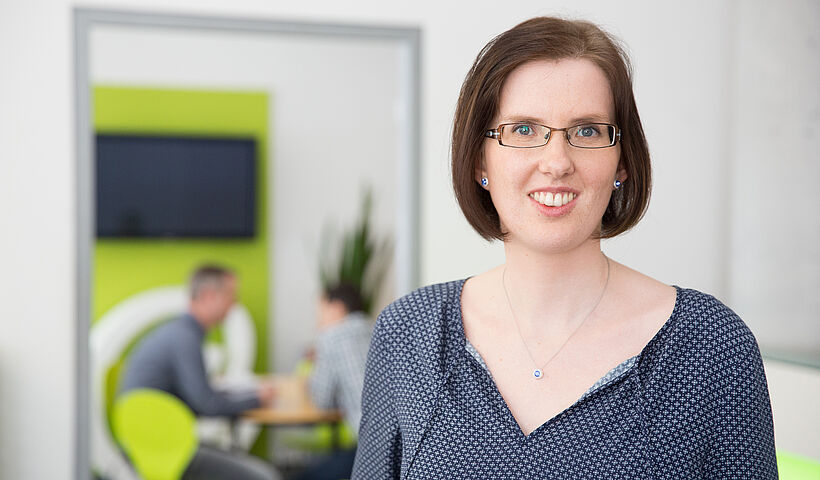 Agentur - Susann im Büro